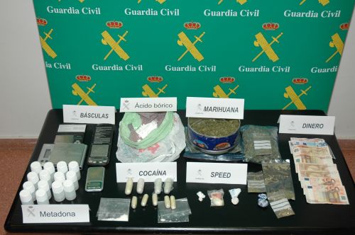 La Guardia Civil detiene a diez personas por tráfico de drogas dentro de la Operación Camareta